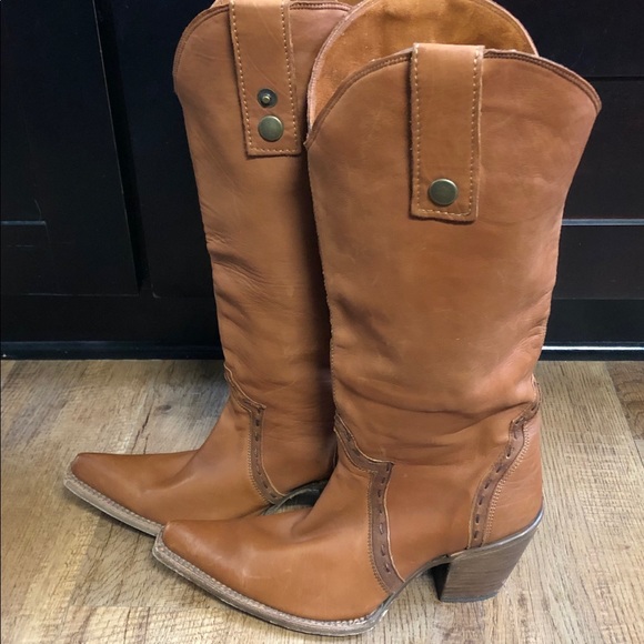 Corral Convertible Leather Boot - two boots in one - Picture 2 of 8